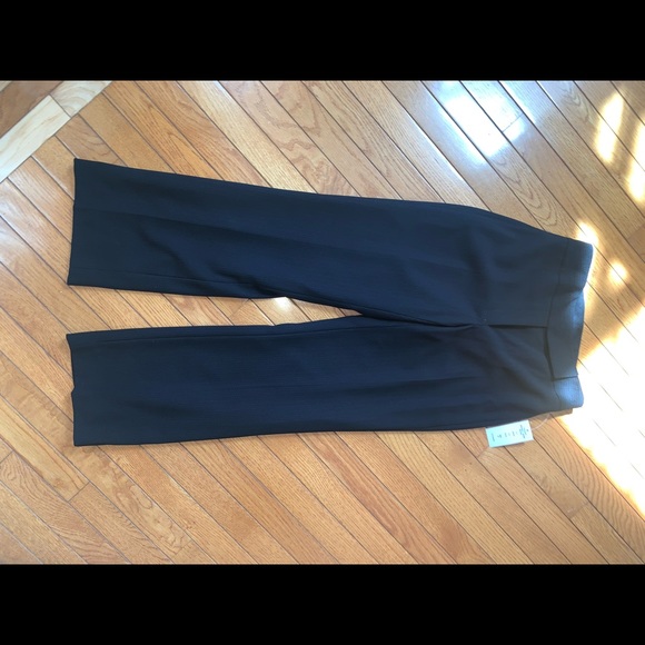 Beautiful suit - Picture 9 of 13